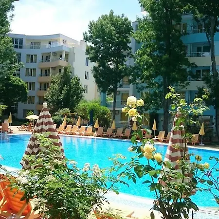 Yassen Vip Apartment